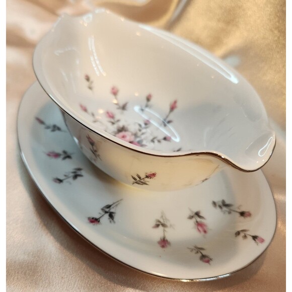 Vintage Harmony House Fine China, Japan, "Rosebud" Gravy Boat Attached Tray - Picture 3 of 11